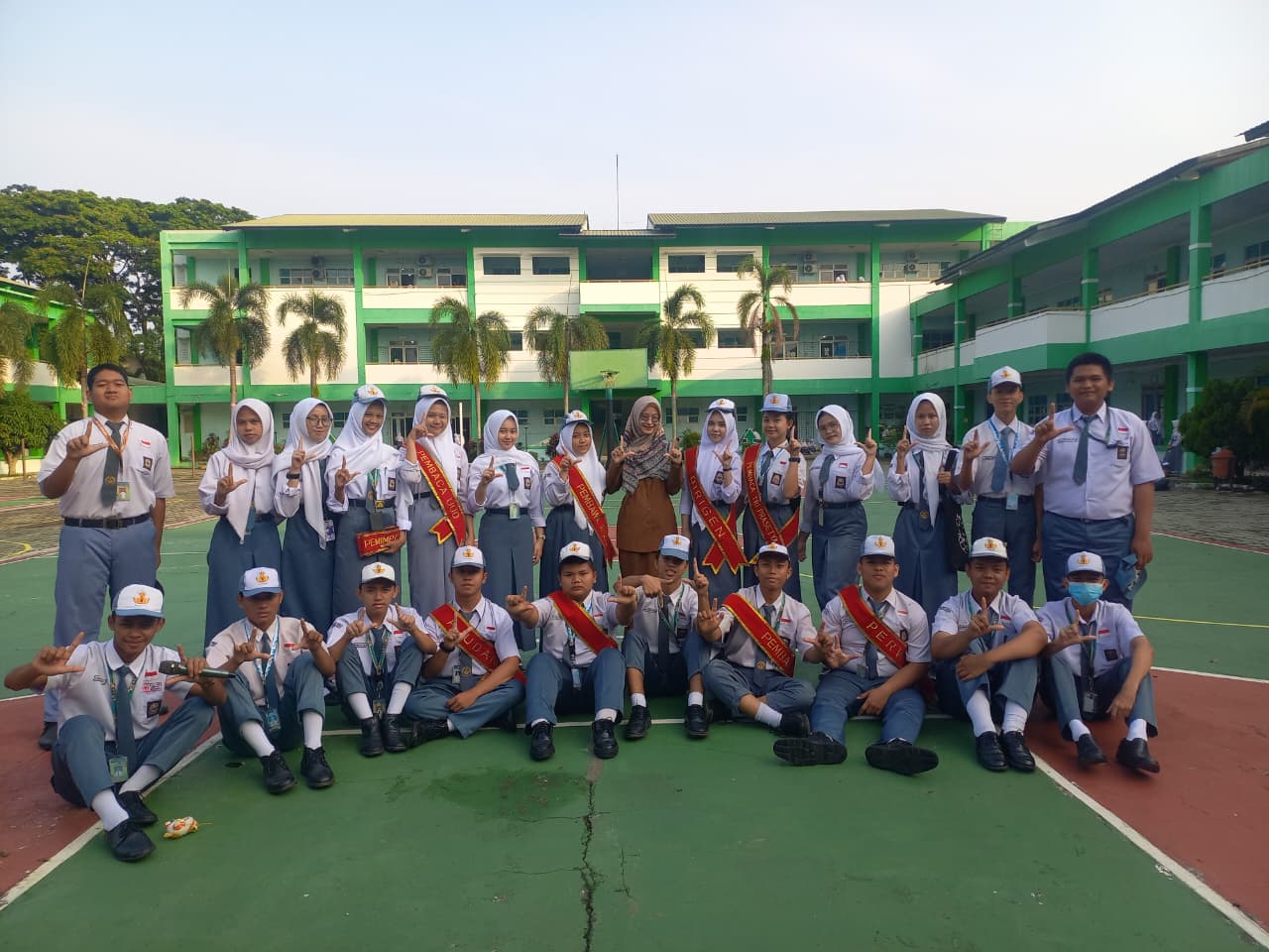 Class photo 3
